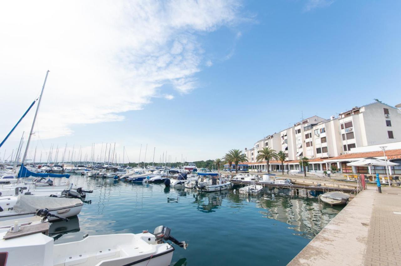 Studio Apartman Irma Cervar Porec Bagian luar foto