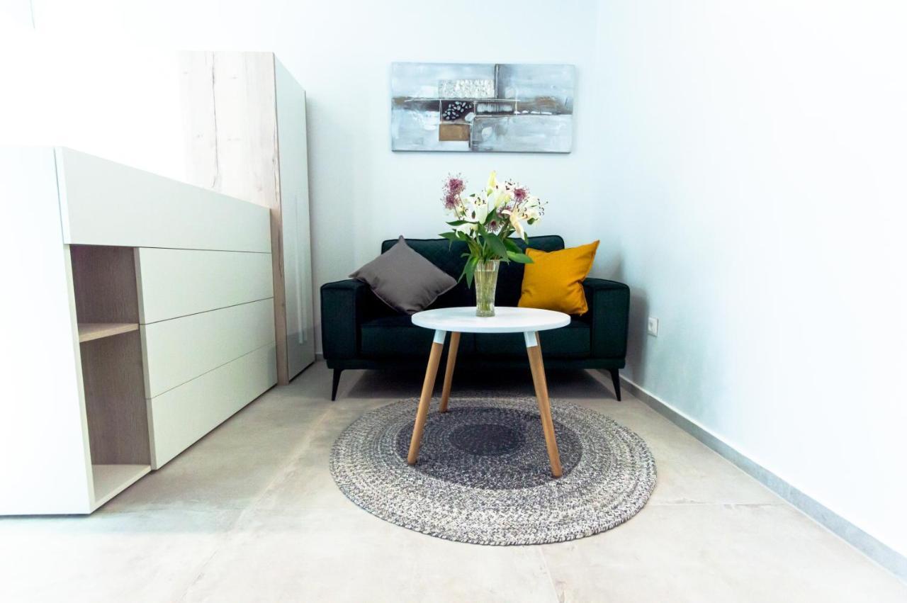 Studio Apartman Irma Cervar Porec Bagian luar foto