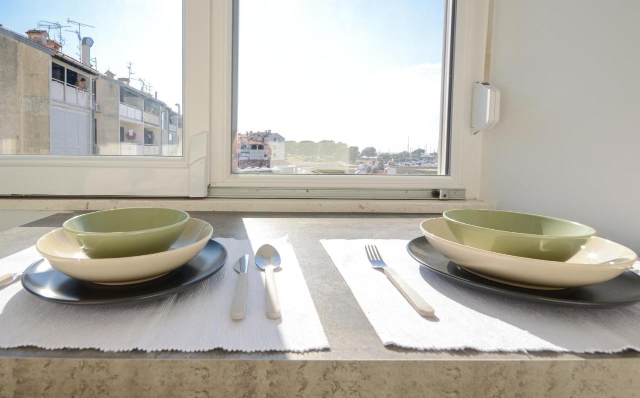 Studio Apartman Irma Cervar Porec Bagian luar foto