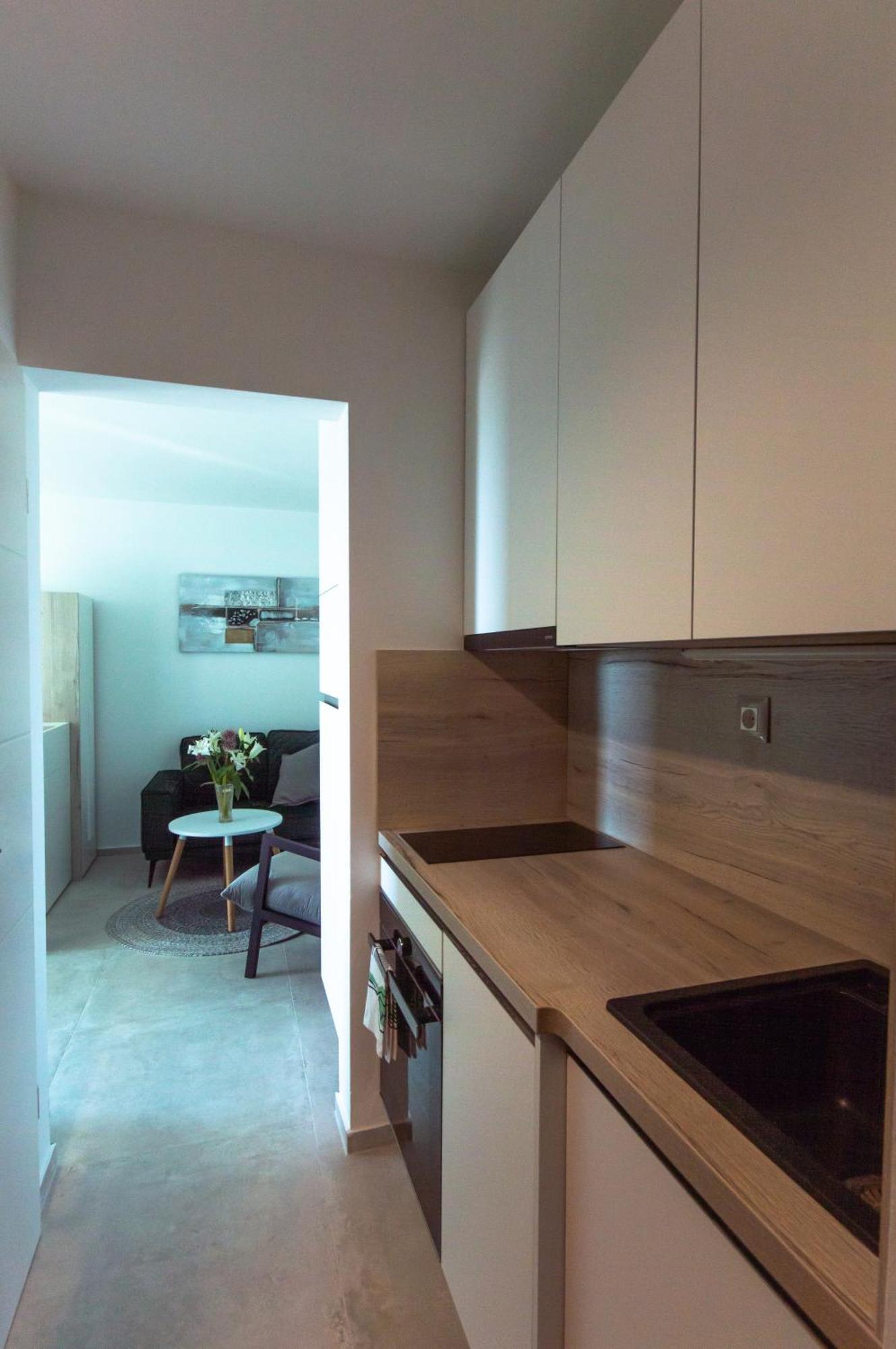 Studio Apartman Irma Cervar Porec Bagian luar foto